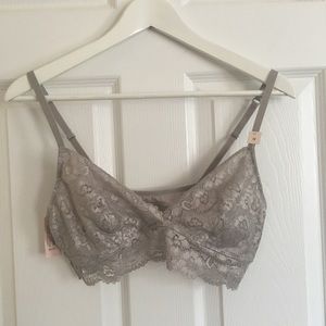 🔥4/20🔥 Grey lace bralette